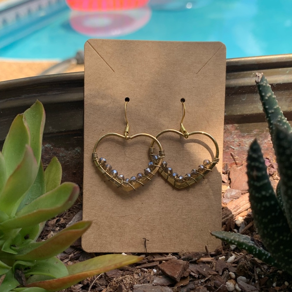 14k Gold crystal heart earrings ❤️✨